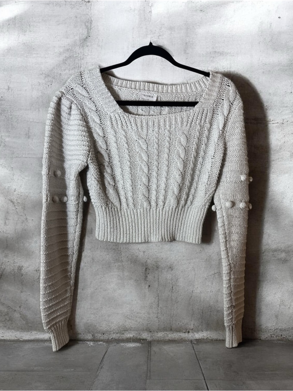 Stylish Cream Cable-Knit Crop Sweater - Storia Size Small